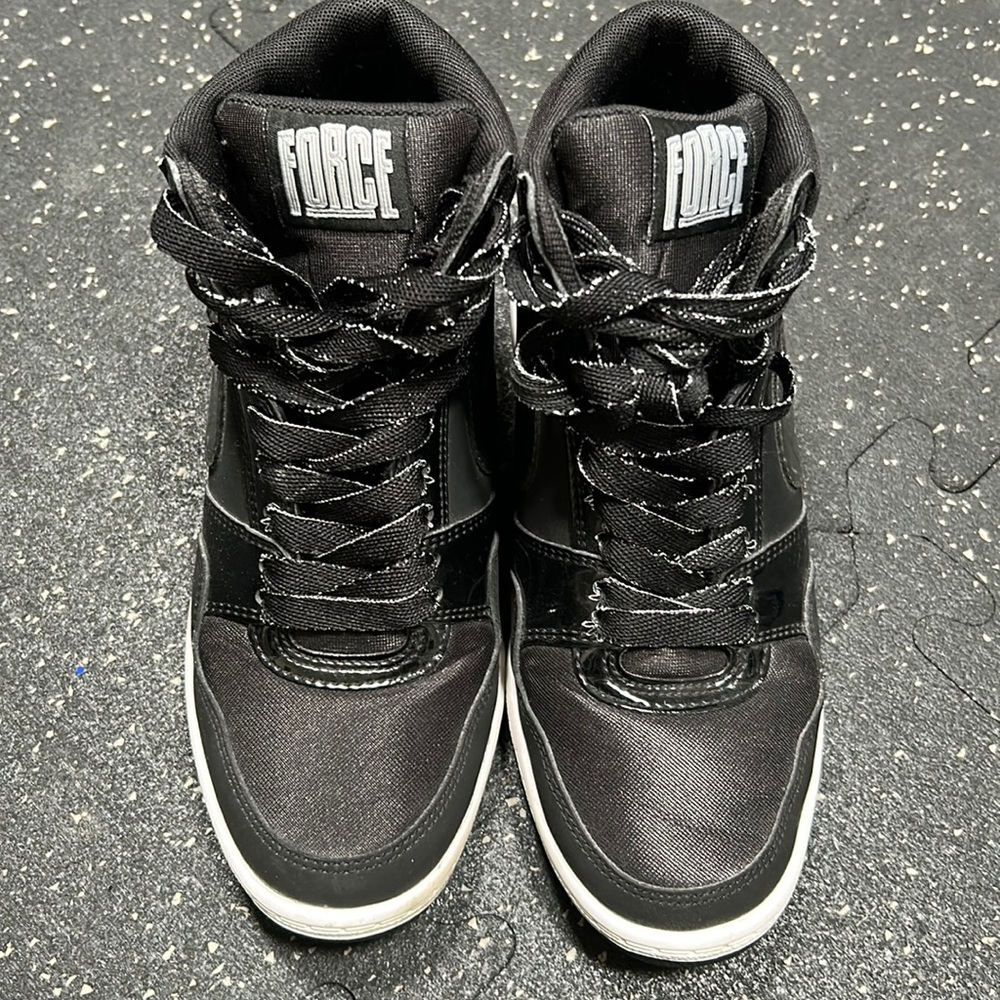 Women’s like new Nike air force, wedge sneakers, size 7